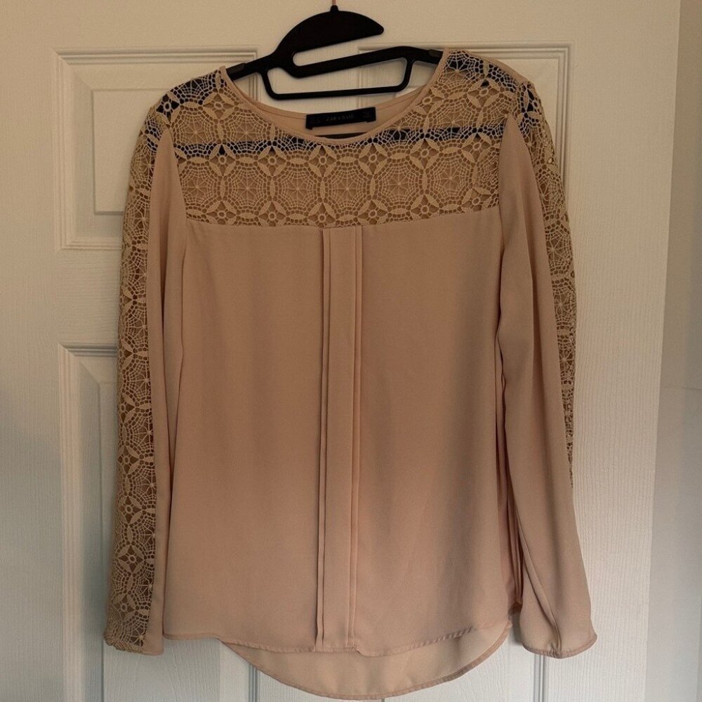 Elegant Zara Lace Detail Blouse - Nude tone Size S - Picture 7 of 7
